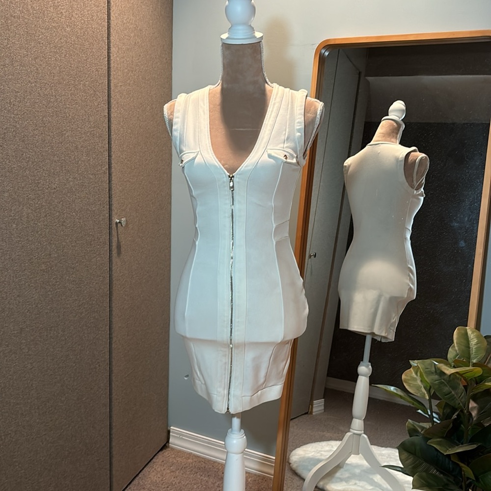 White dress from Lac Bleu